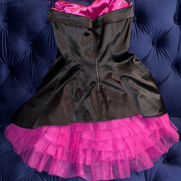 Betsey Johnson Black Strapless Dress - Picture 3 of 11